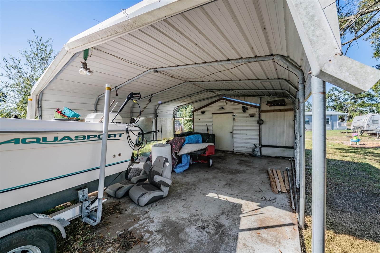 Image 27 of 33 For 9814 Reylinda Avenue