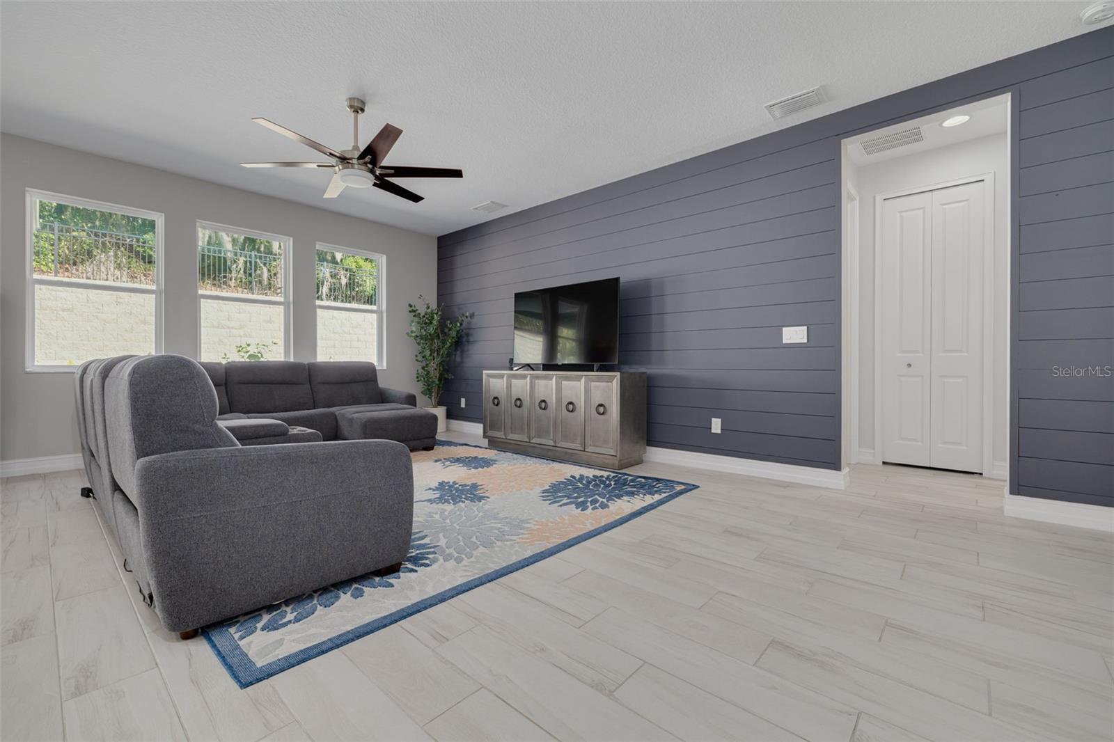 Image 7 of 40 For 1468 Keystone Ridge Circle