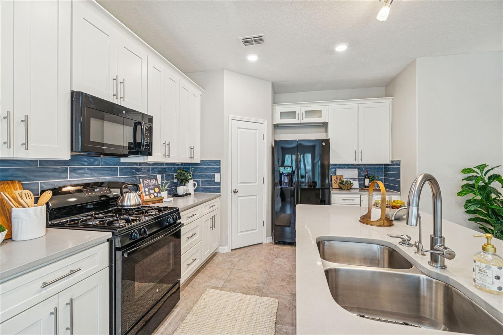 Image 21 of 93 For 21462 Wistful Yearn Drive