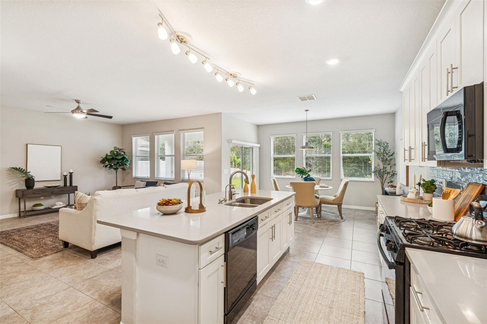 Image 24 of 93 For 21462 Wistful Yearn Drive