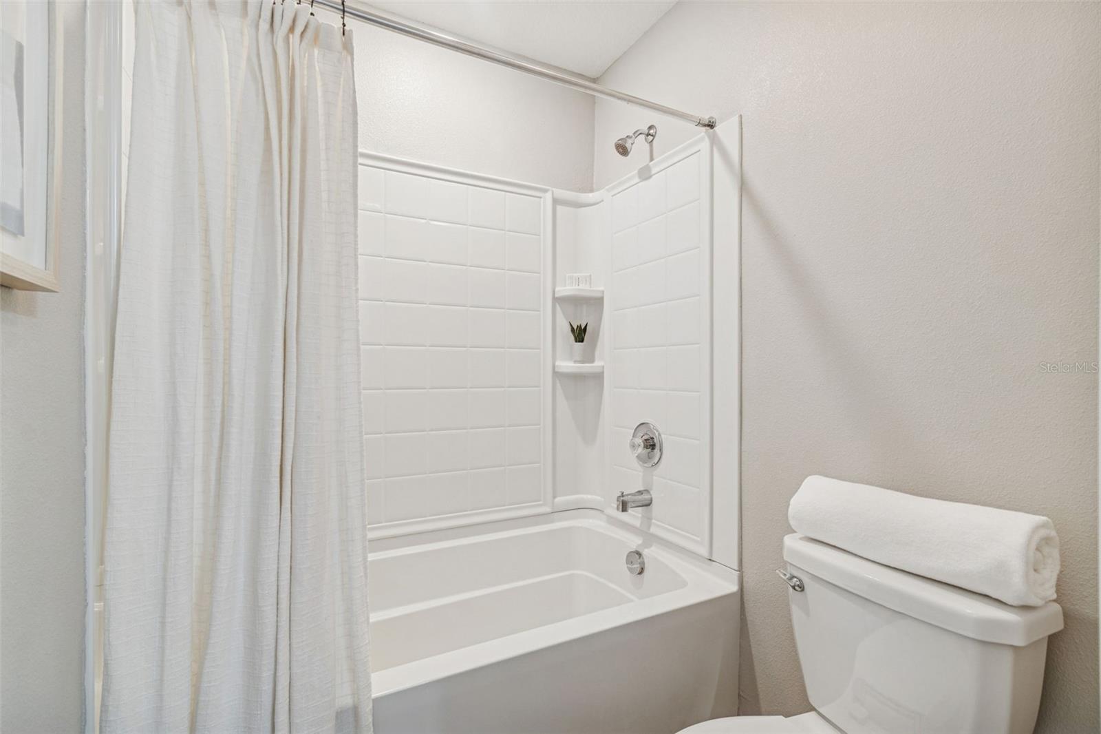 Image 52 of 93 For 21462 Wistful Yearn Drive