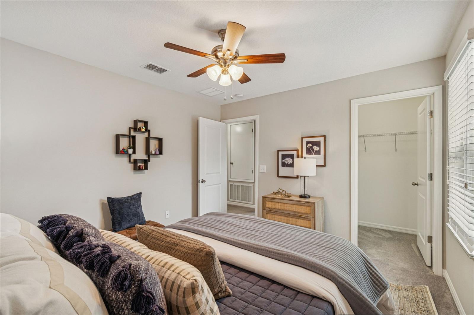 Image 56 of 93 For 21462 Wistful Yearn Drive