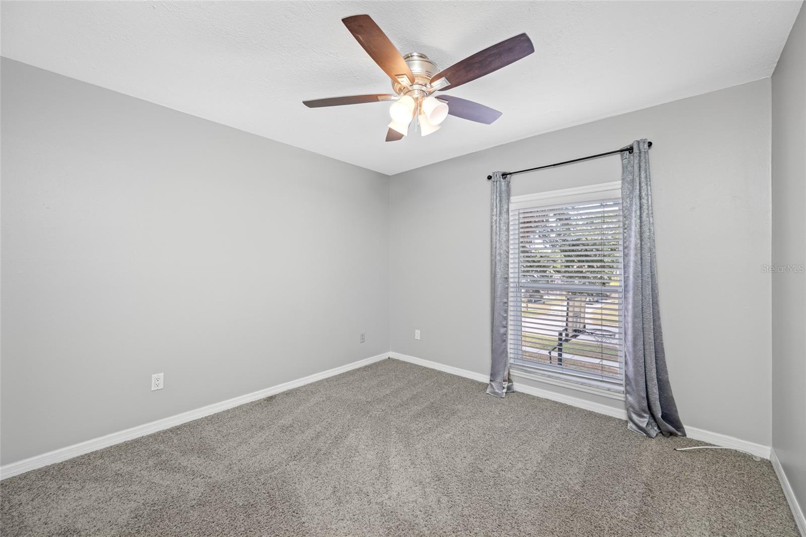 Image 38 of 75 For 756 61st Avenue Ne