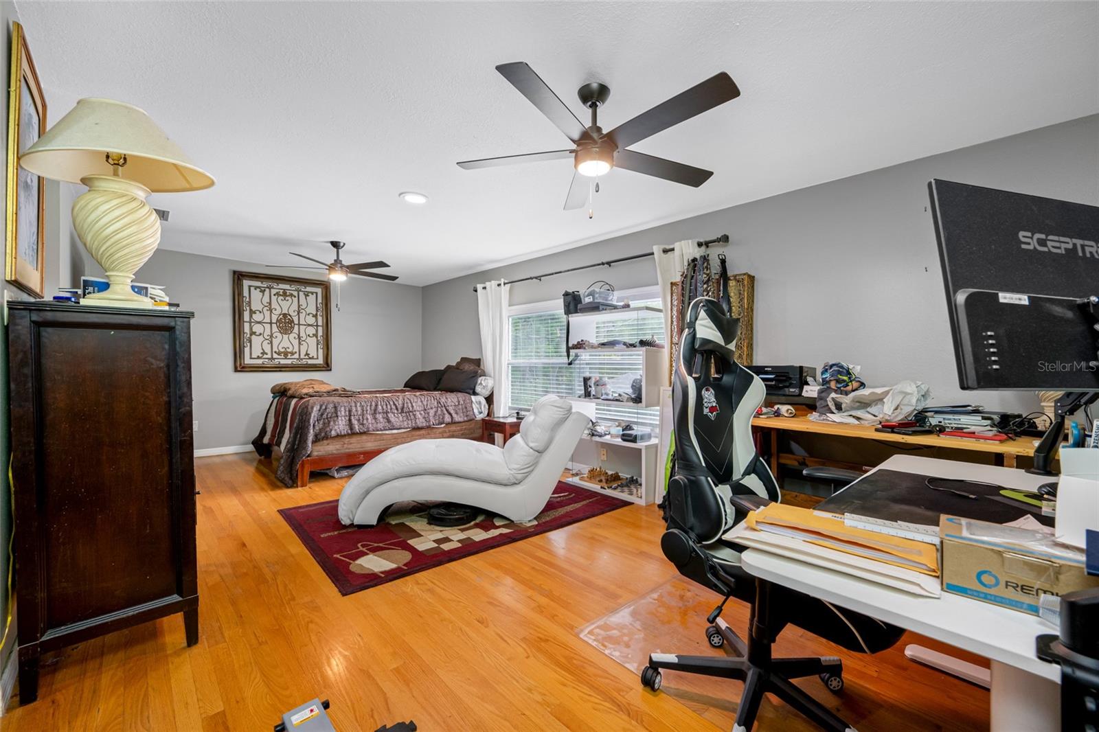 Image 40 of 75 For 756 61st Avenue Ne