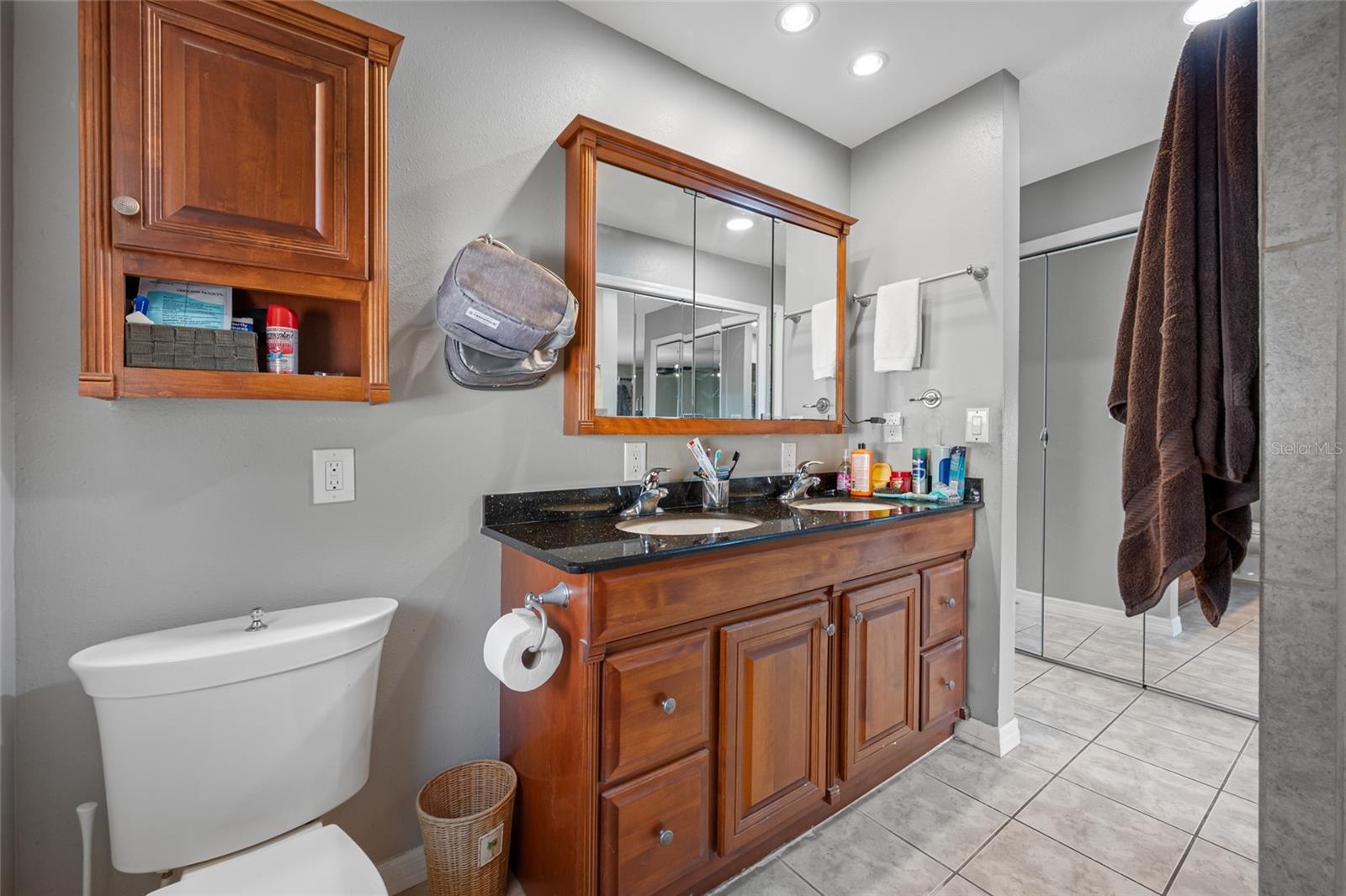 Image 45 of 75 For 756 61st Avenue Ne