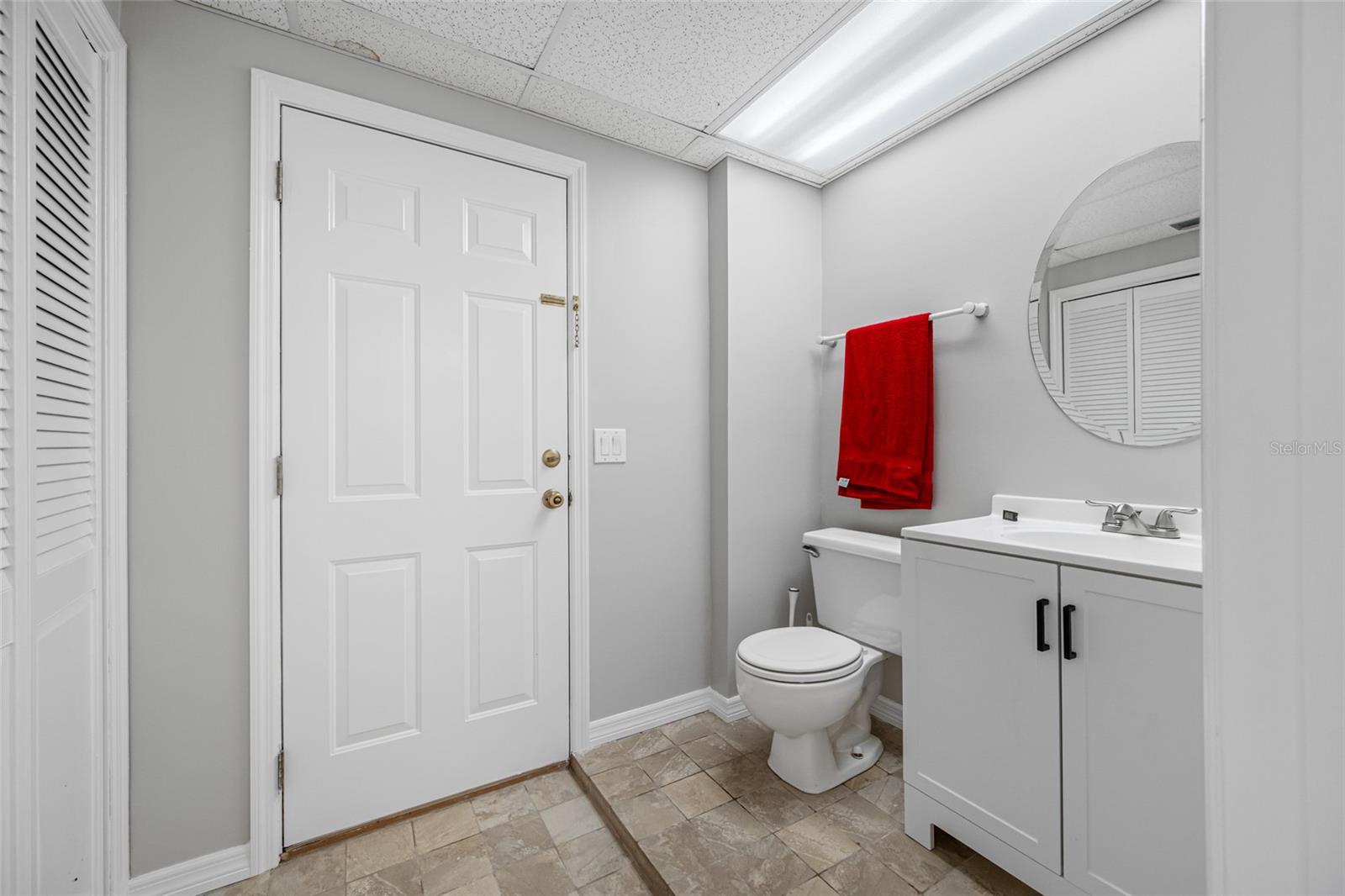 Image 54 of 75 For 756 61st Avenue Ne