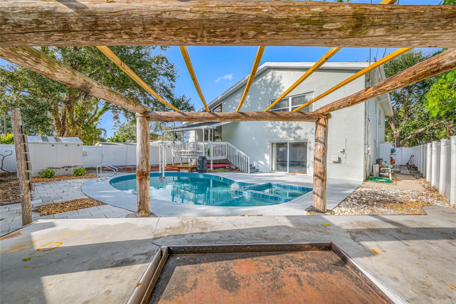 Image 66 of 75 For 756 61st Avenue Ne