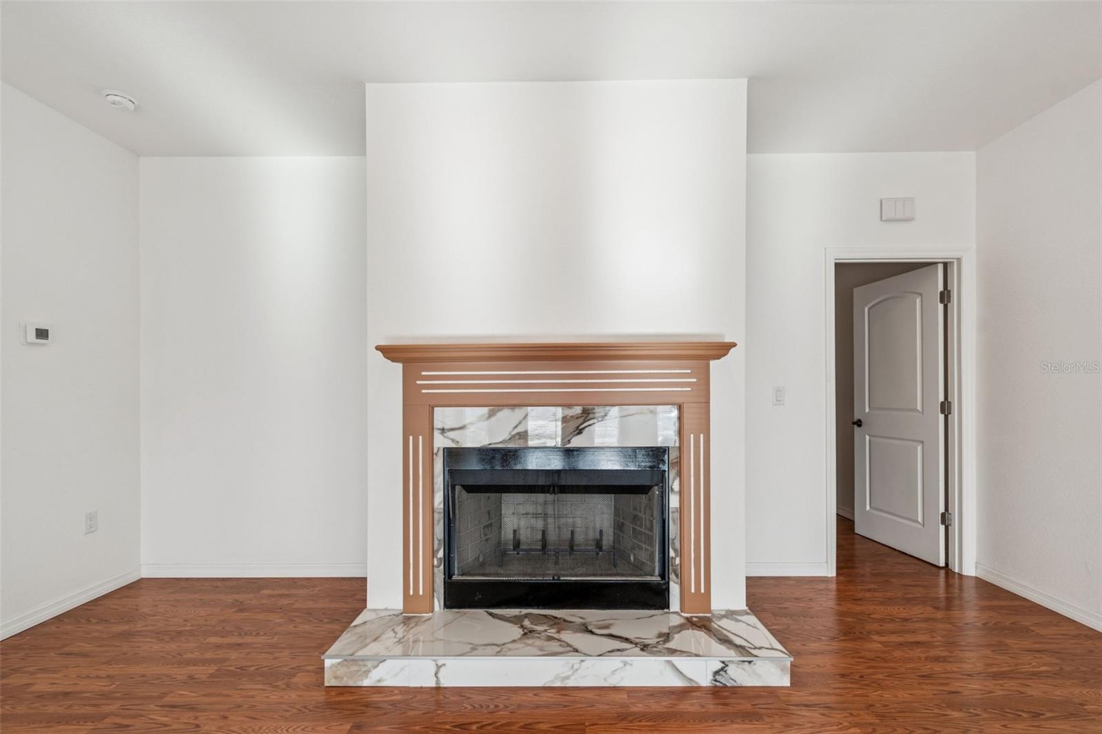 Image 21 of 89 For 4527 Haines Road N