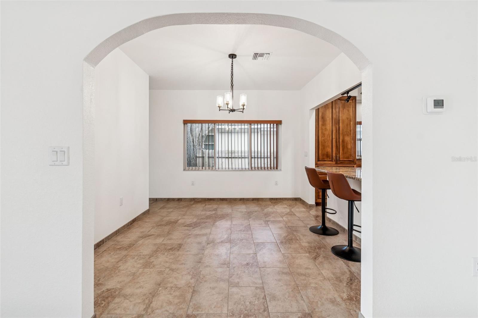 Image 22 of 89 For 4527 Haines Road N