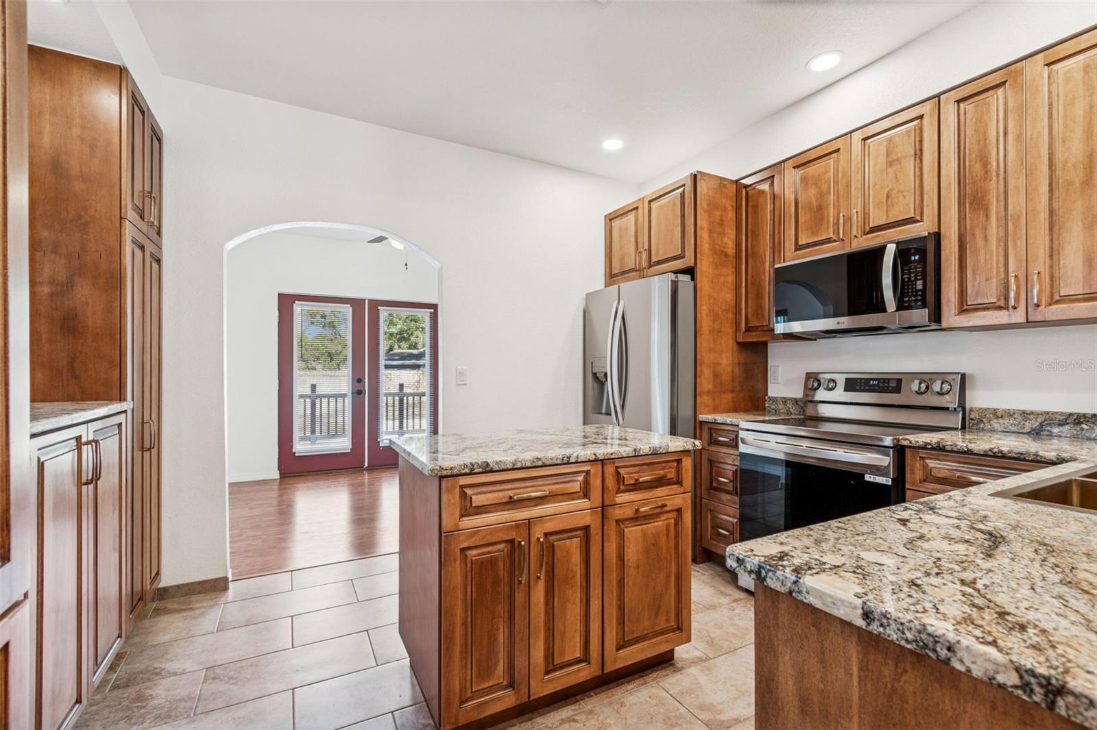 Image 30 of 89 For 4527 Haines Road N