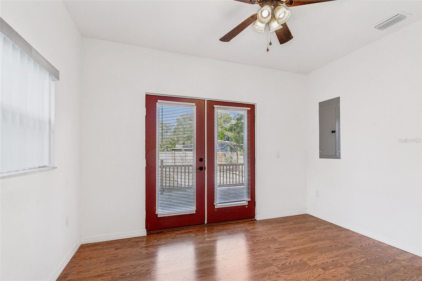 Image 37 of 89 For 4527 Haines Road N