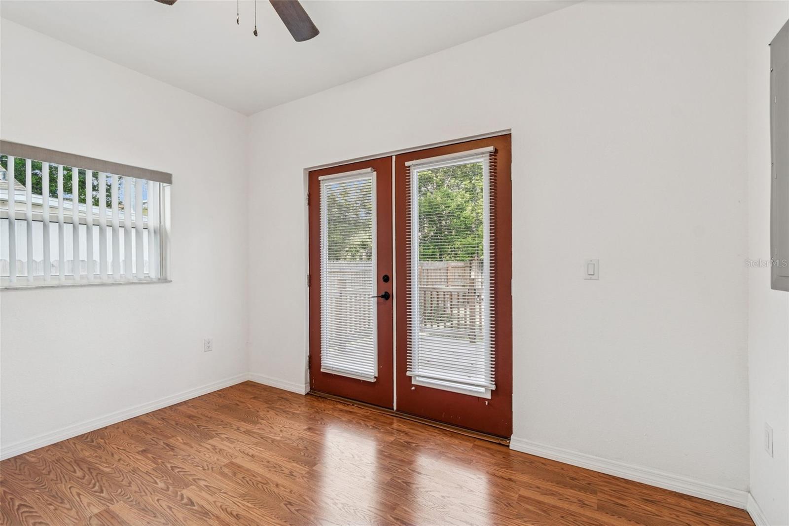 Image 38 of 89 For 4527 Haines Road N