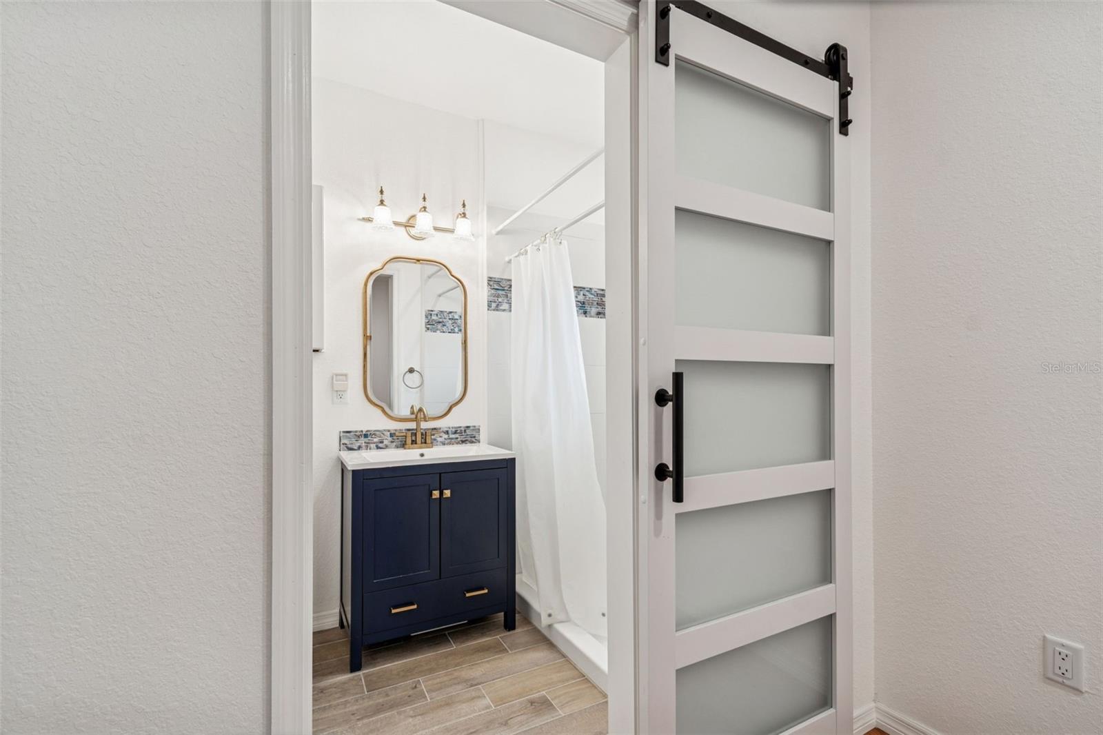 Image 51 of 89 For 4527 Haines Road N