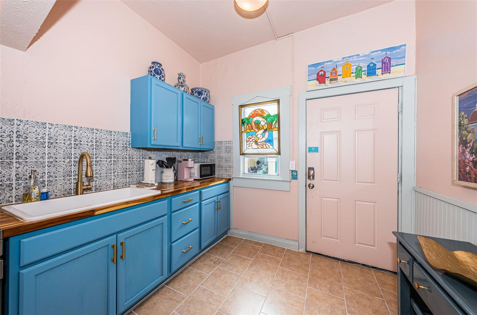 Image 13 of 42 For 2938 Beach Boulevard S