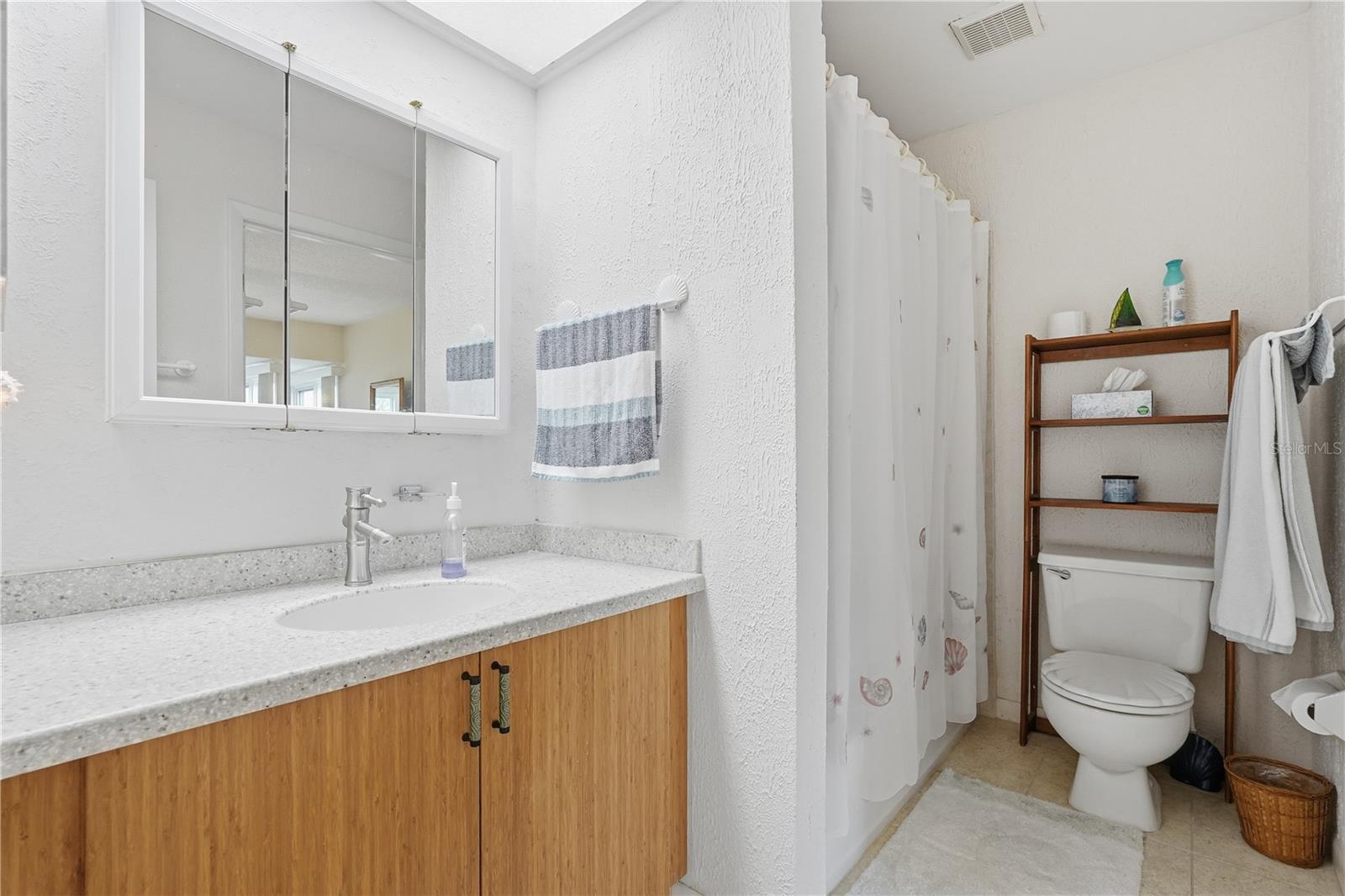 Image 19 of 27 For 1500 Sunset Road C10