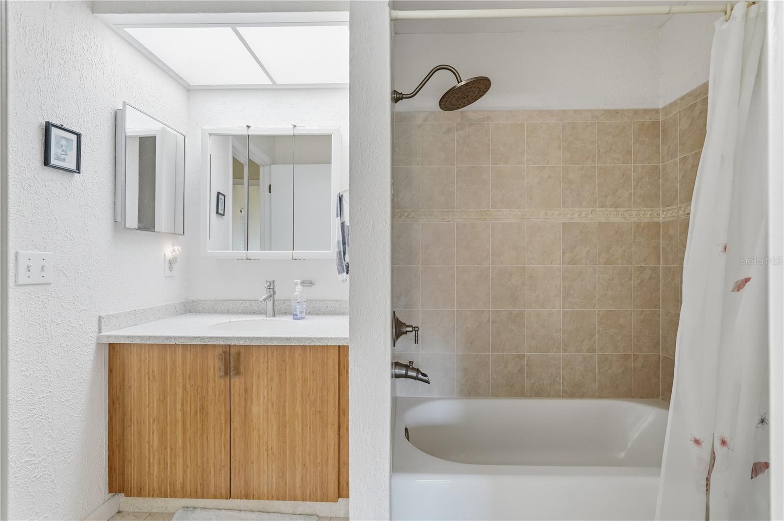 Image 20 of 27 For 1500 Sunset Road C10