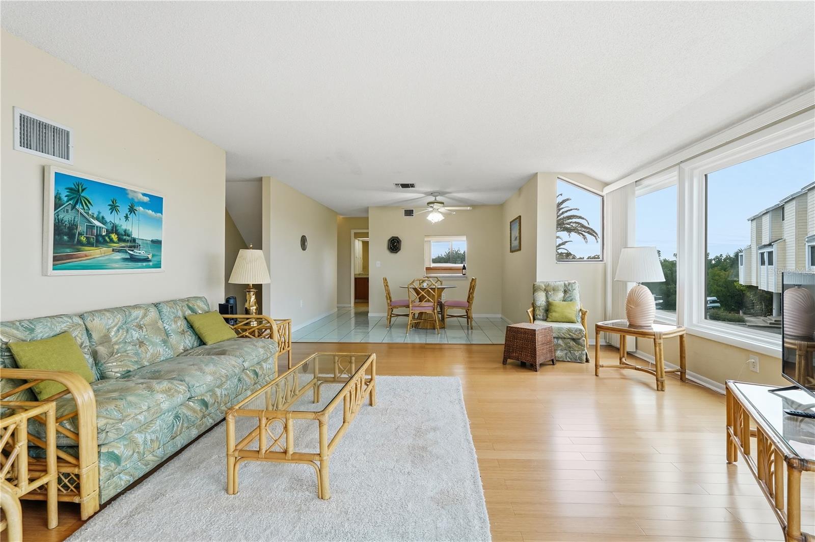 Image 6 of 27 For 1500 Sunset Road C10