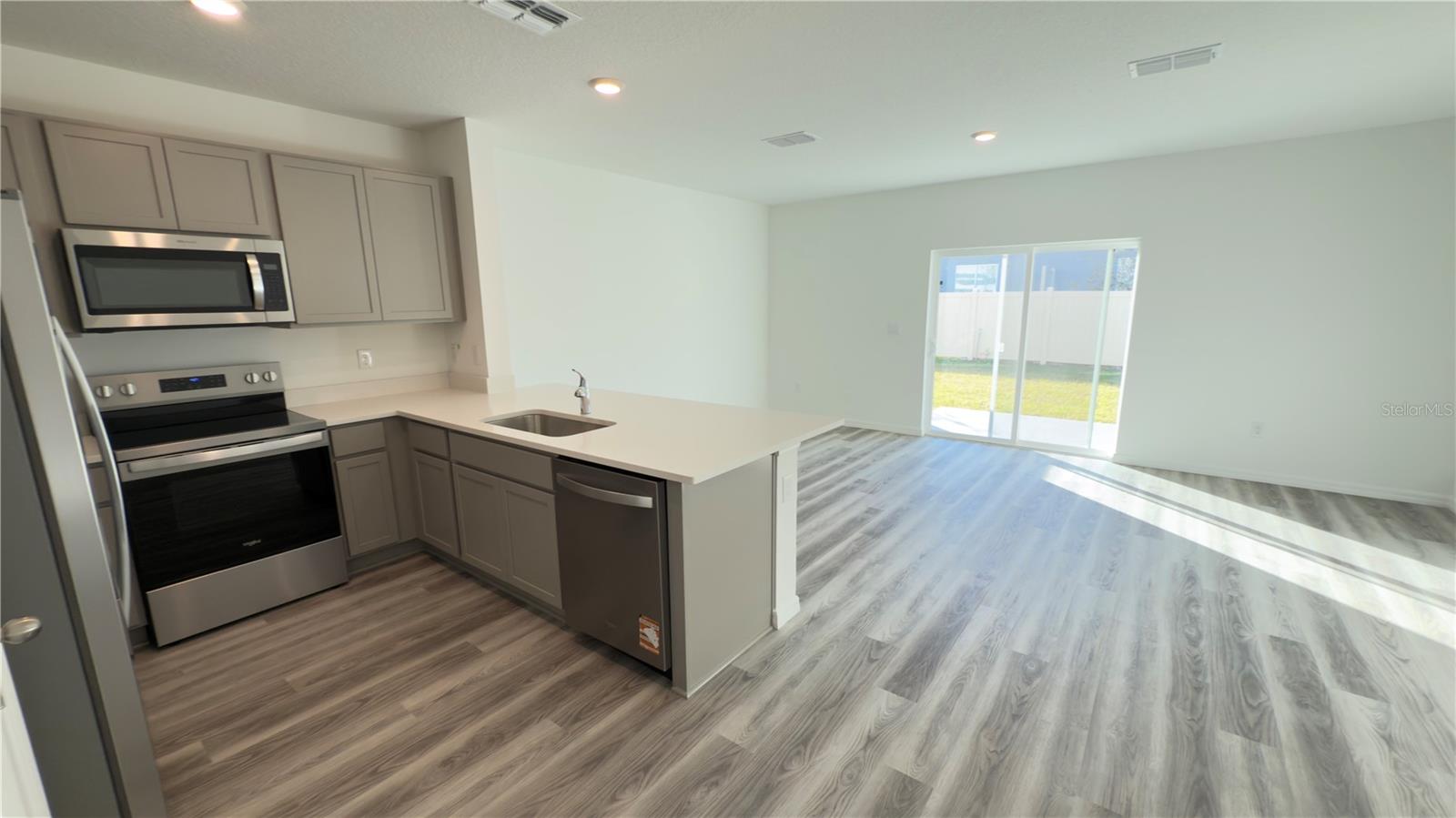 Image 6 of 7 For 31242 Midnight Sun Way