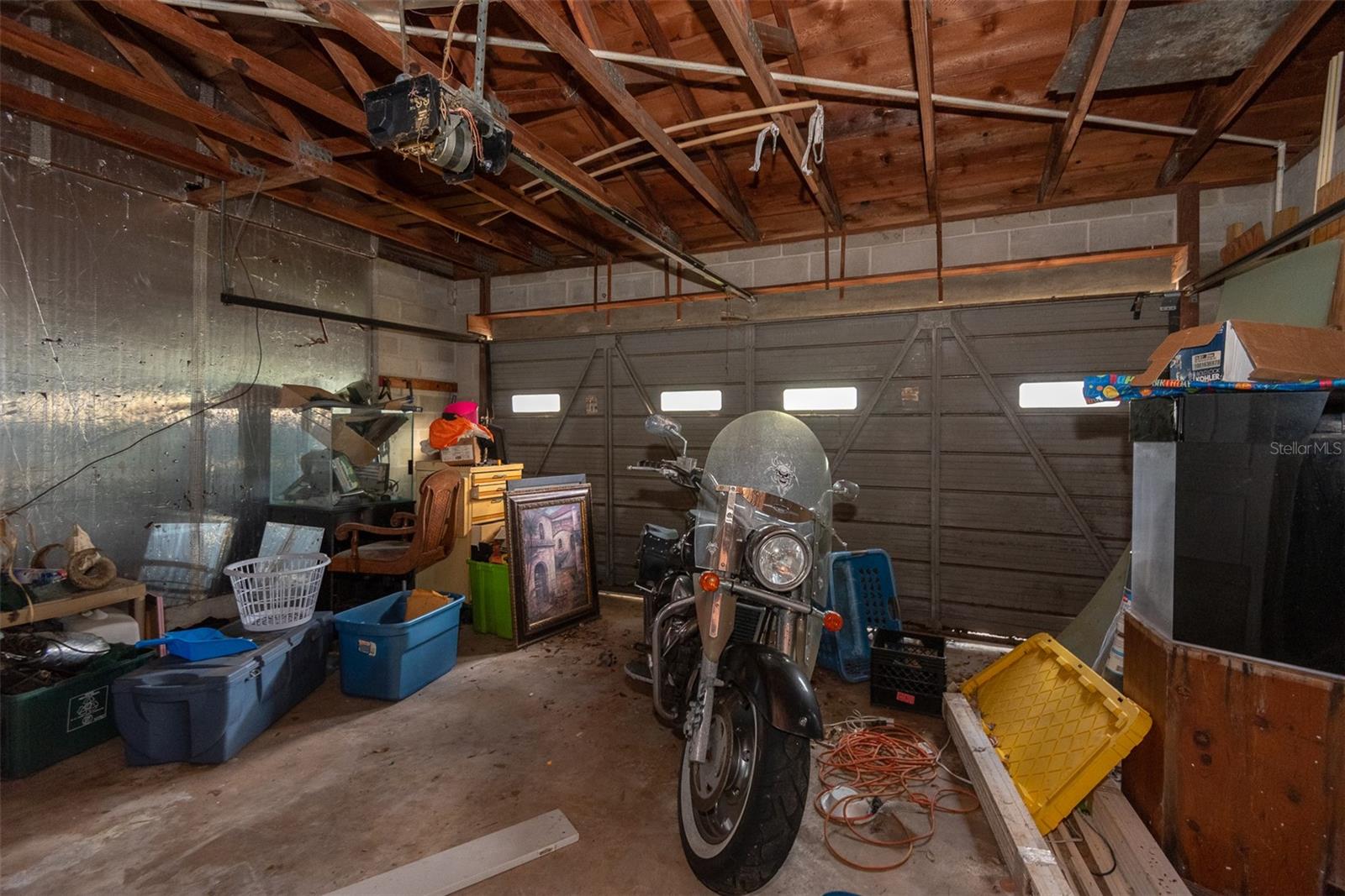 Image 24 of 43 For 840 Pineapple Road