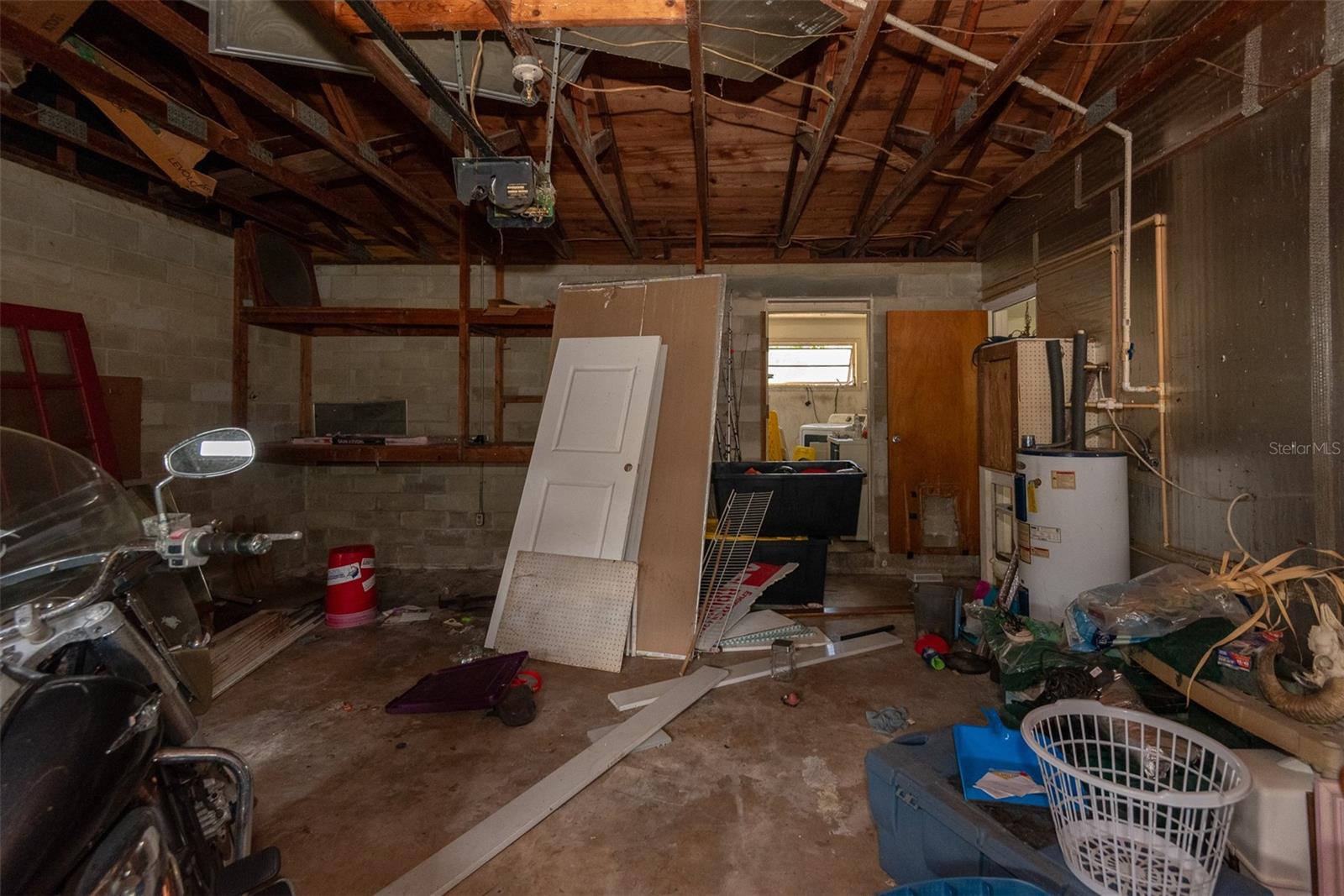 Image 25 of 43 For 840 Pineapple Road