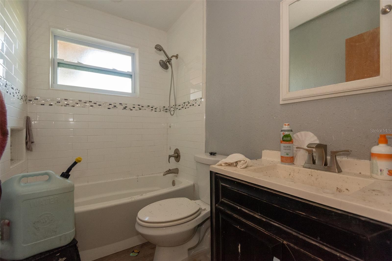 Image 26 of 43 For 840 Pineapple Road