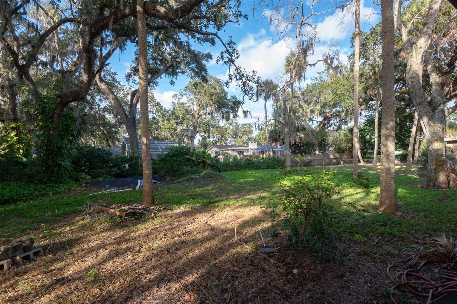 Image 38 of 43 For 840 Pineapple Road