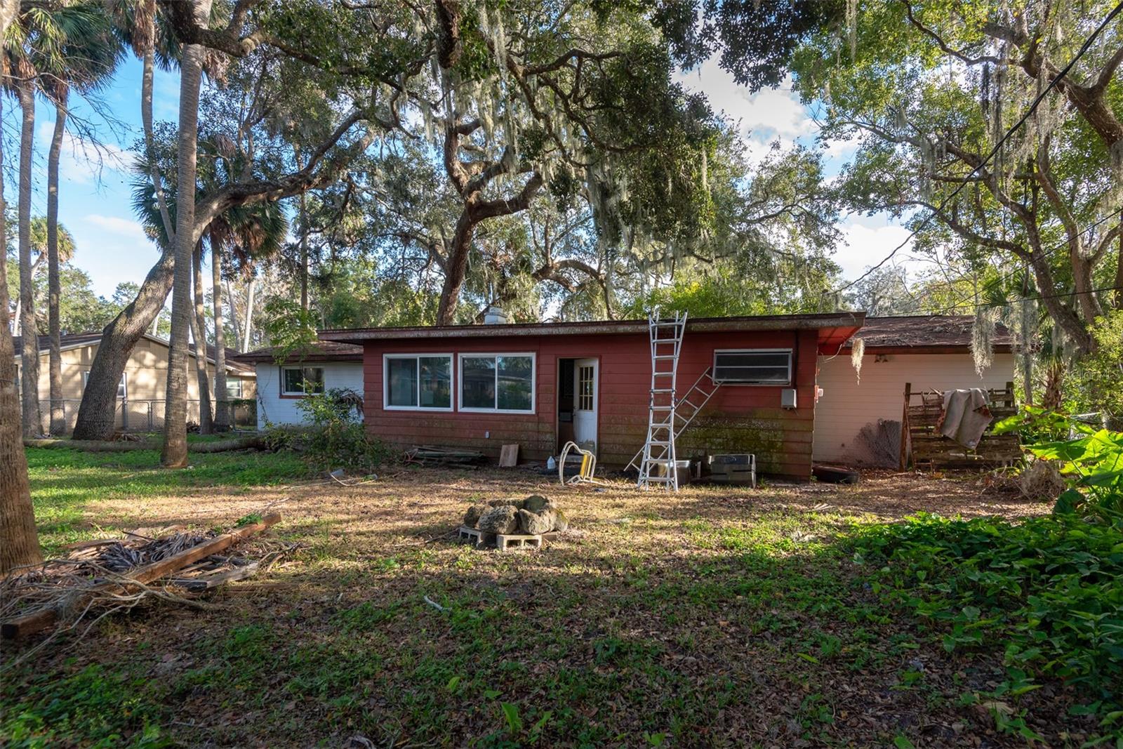 Image 40 of 43 For 840 Pineapple Road