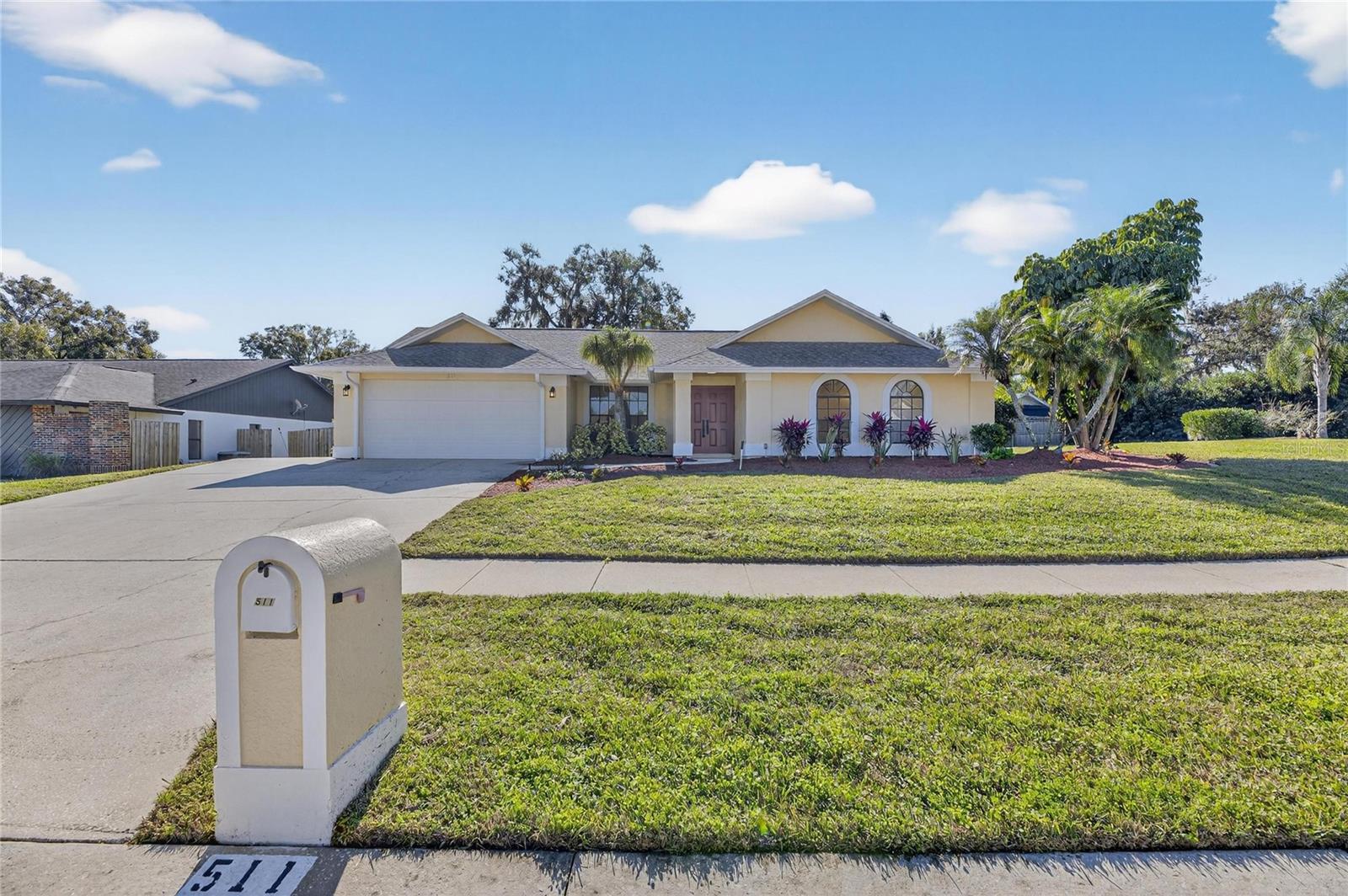 Details for 511 Sportsman Park Drive, SEFFNER, FL 33584