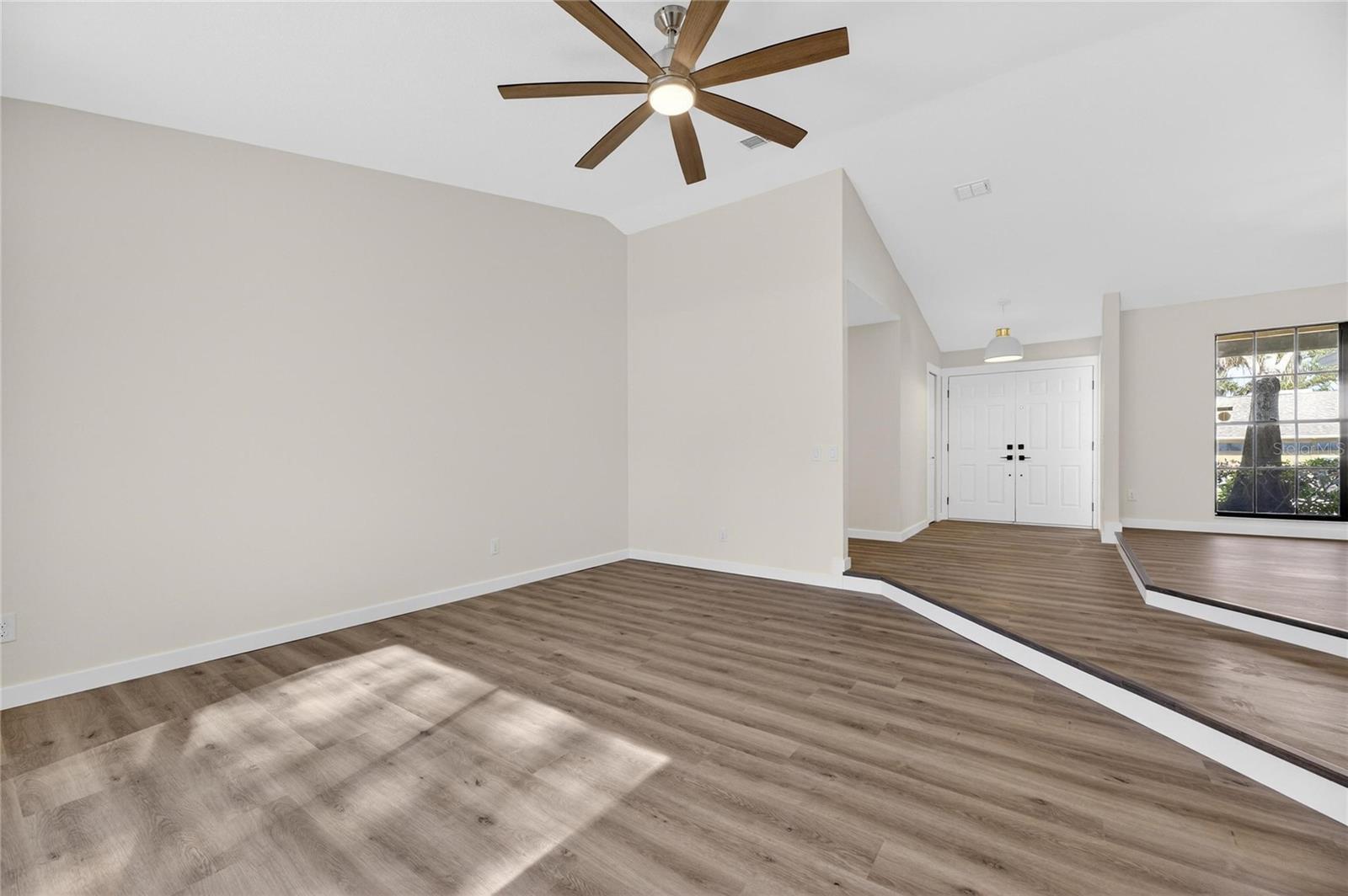 Image 29 of 77 For 511 Sportsman Park Drive