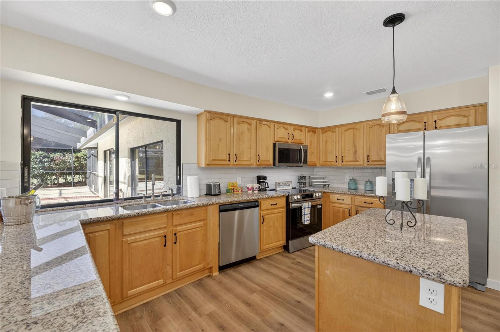 Image 33 of 77 For 511 Sportsman Park Drive