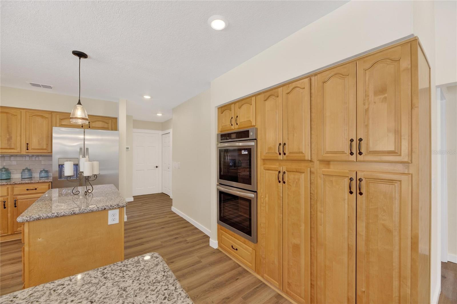 Image 34 of 77 For 511 Sportsman Park Drive