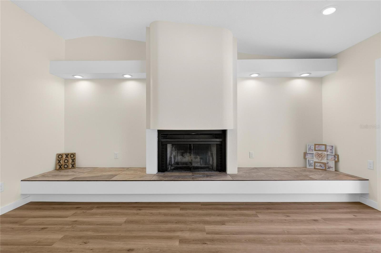 Image 47 of 77 For 511 Sportsman Park Drive