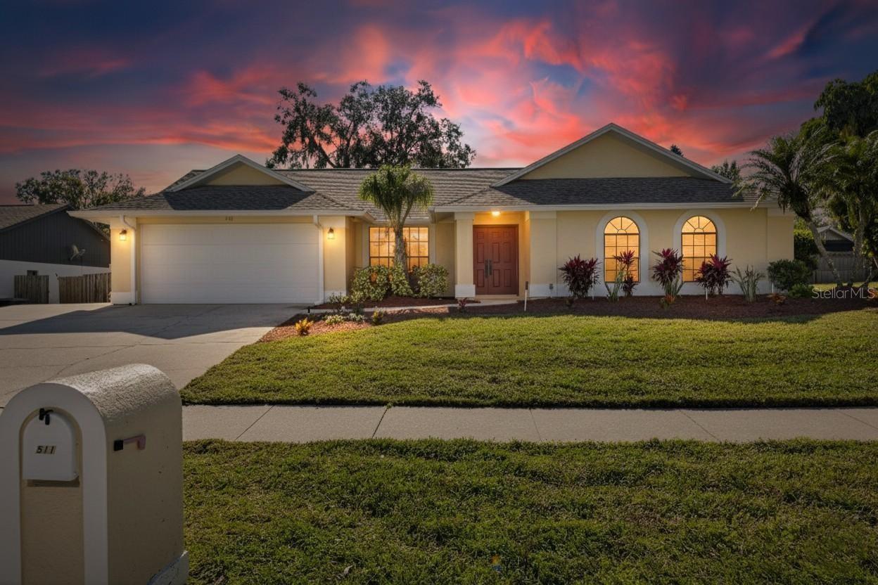 Image 6 of 77 For 511 Sportsman Park Drive