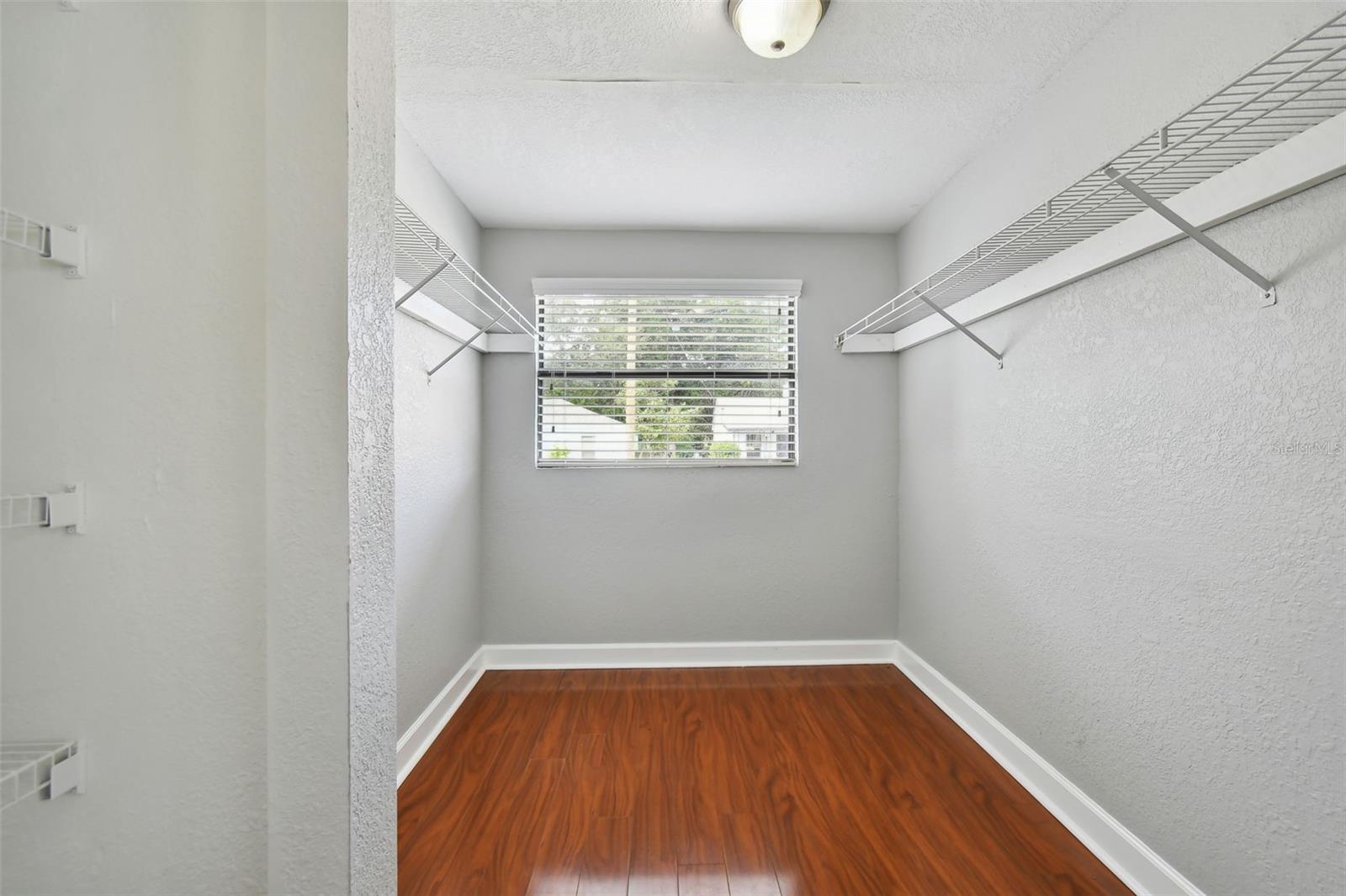 Image 12 of 27 For 3901 Ola Avenue