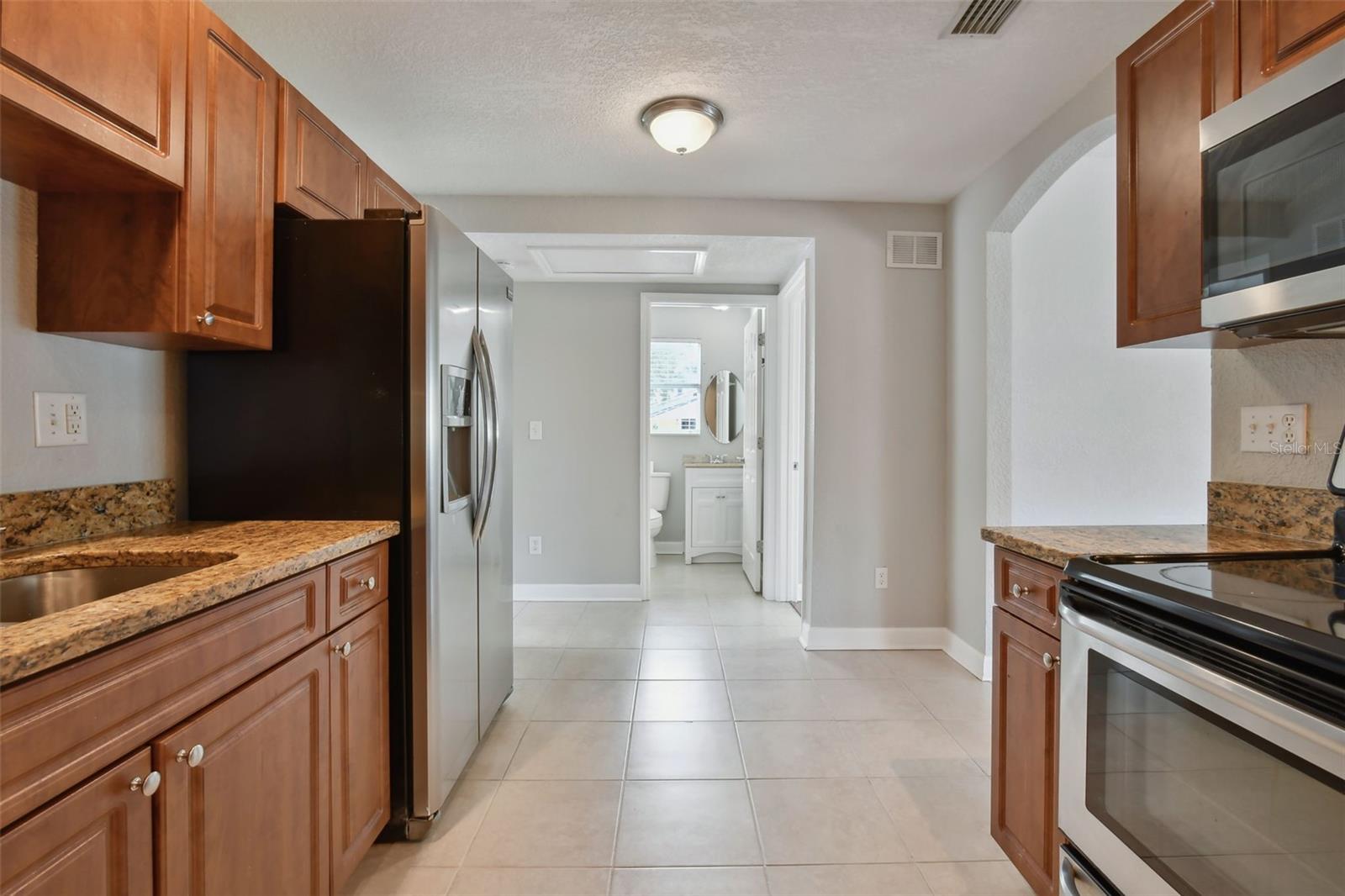 Image 21 of 27 For 3901 Ola Avenue