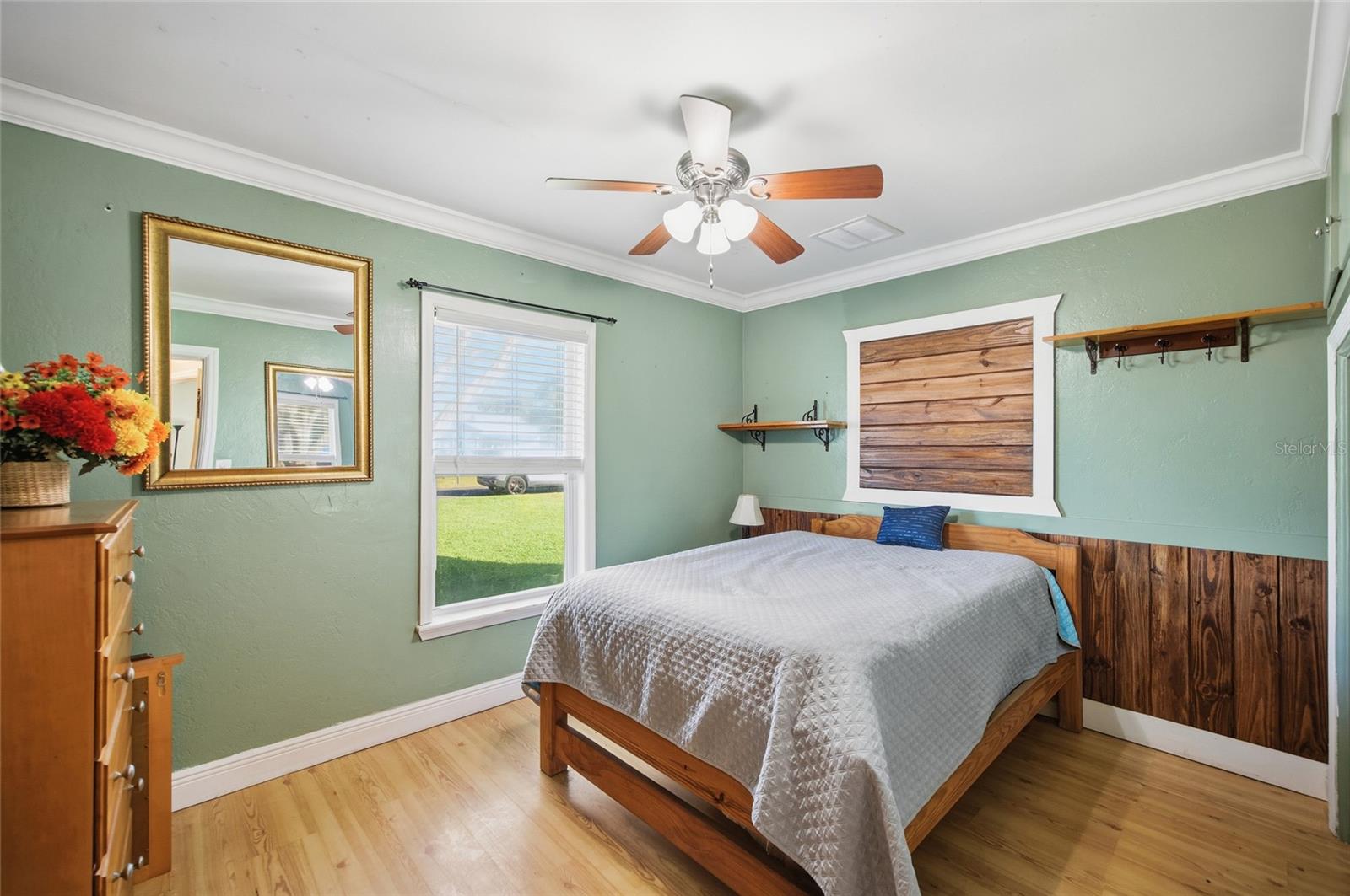 Image 16 of 36 For 10812 60th Avenue