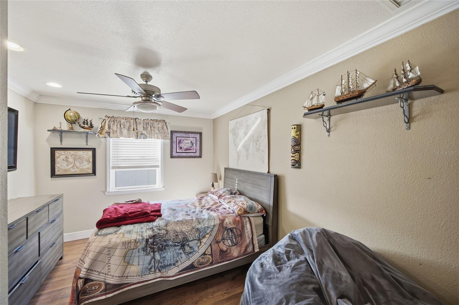 Image 19 of 36 For 10812 60th Avenue