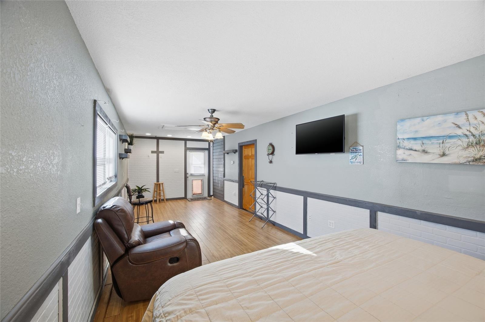 Image 23 of 36 For 10812 60th Avenue