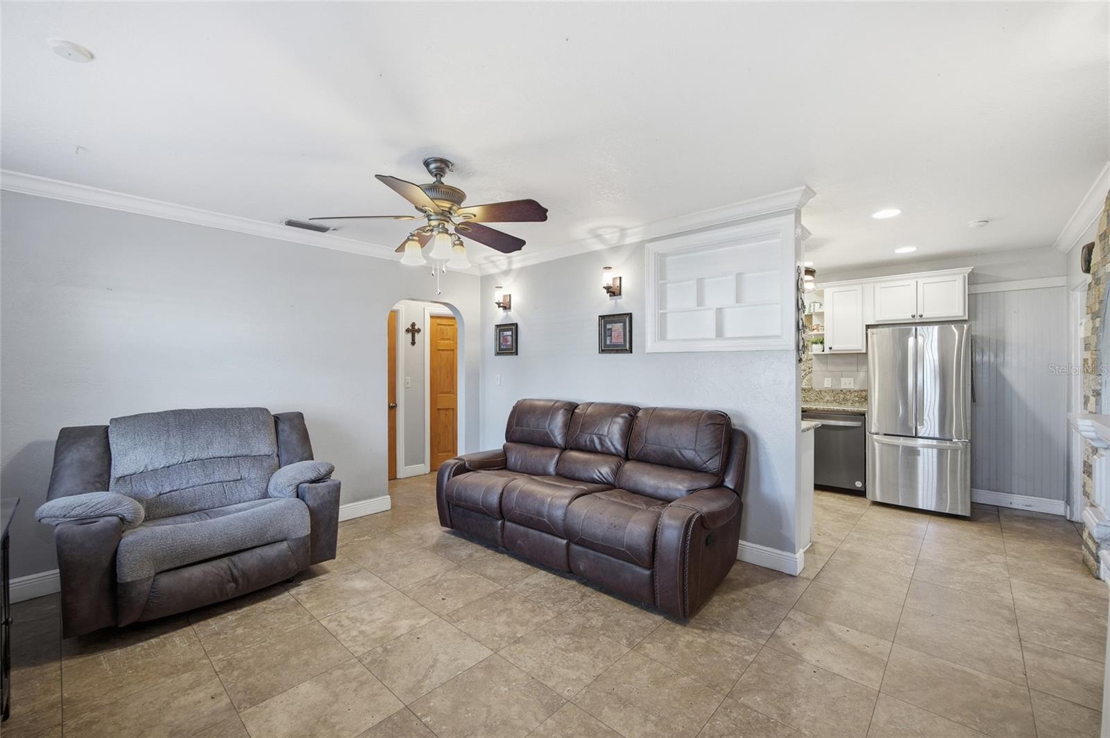 Image 5 of 36 For 10812 60th Avenue