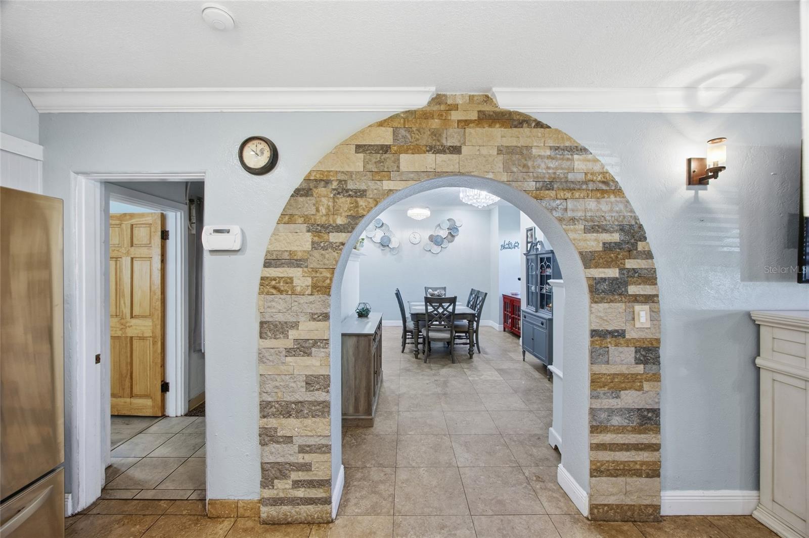 Image 6 of 36 For 10812 60th Avenue