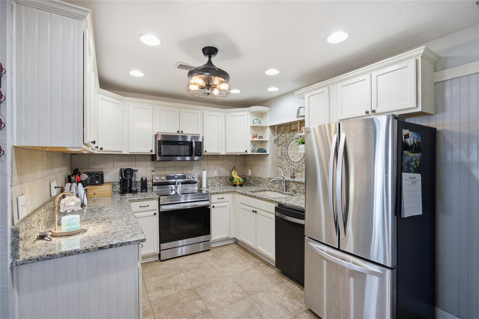 Image 9 of 36 For 10812 60th Avenue