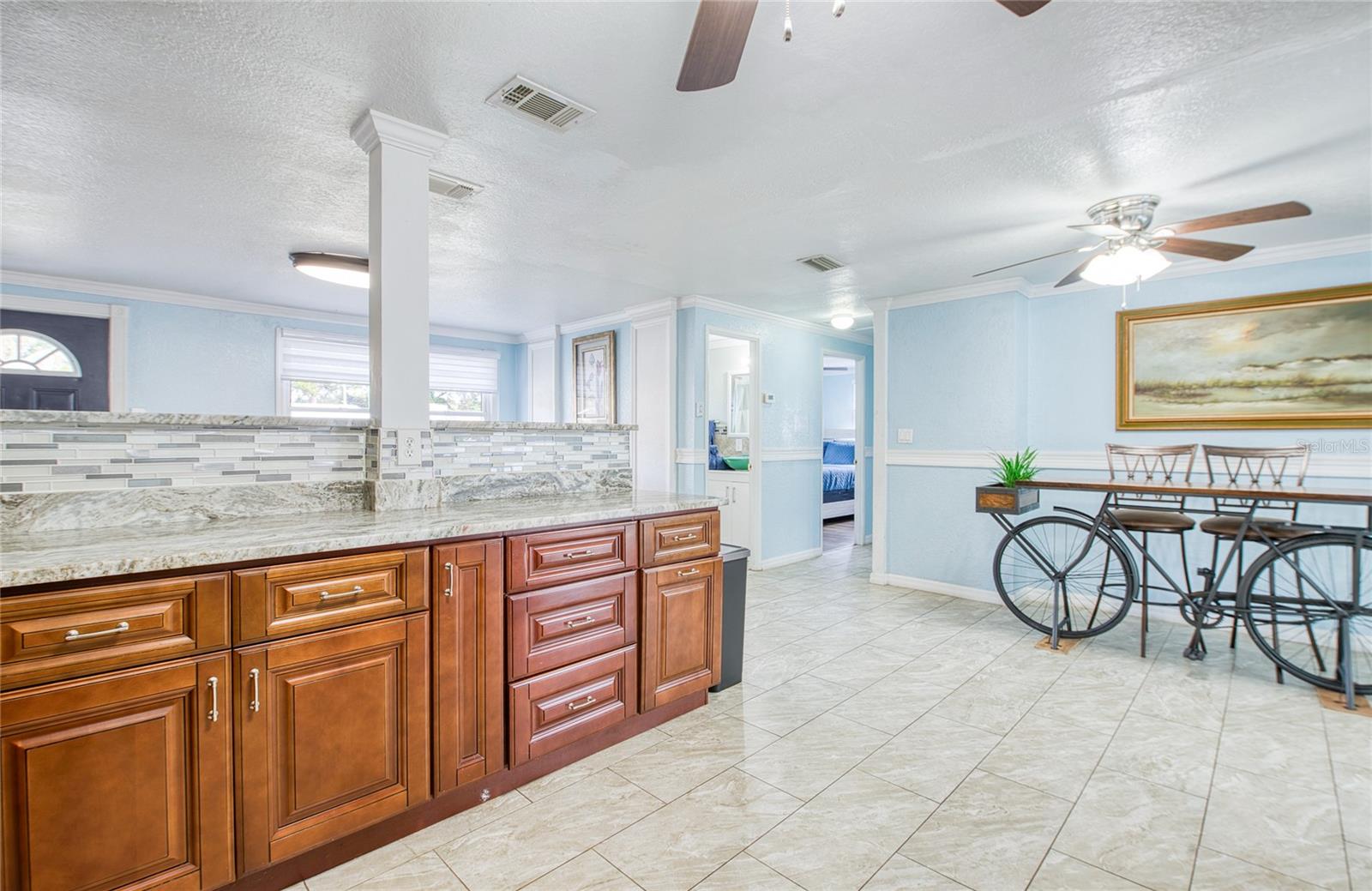 Image 15 of 42 For 6724 77th Avenue N