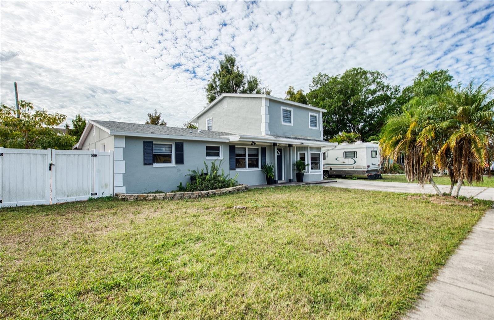 Image 2 of 42 For 6724 77th Avenue N