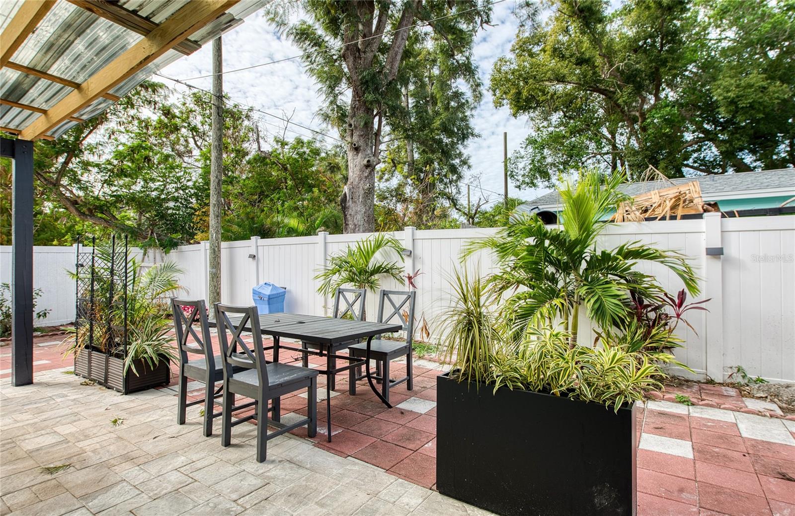 Image 35 of 42 For 6724 77th Avenue N