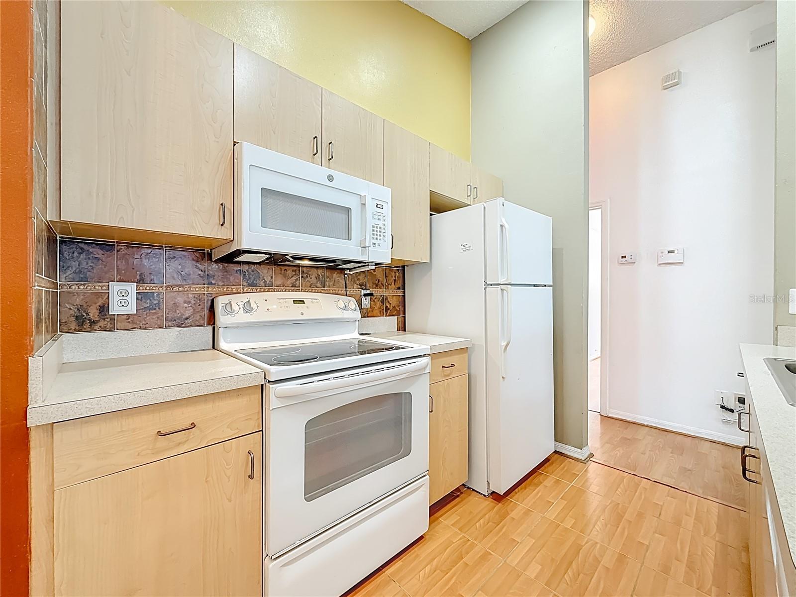 Image 13 of 61 For 1926 29th Avenue N