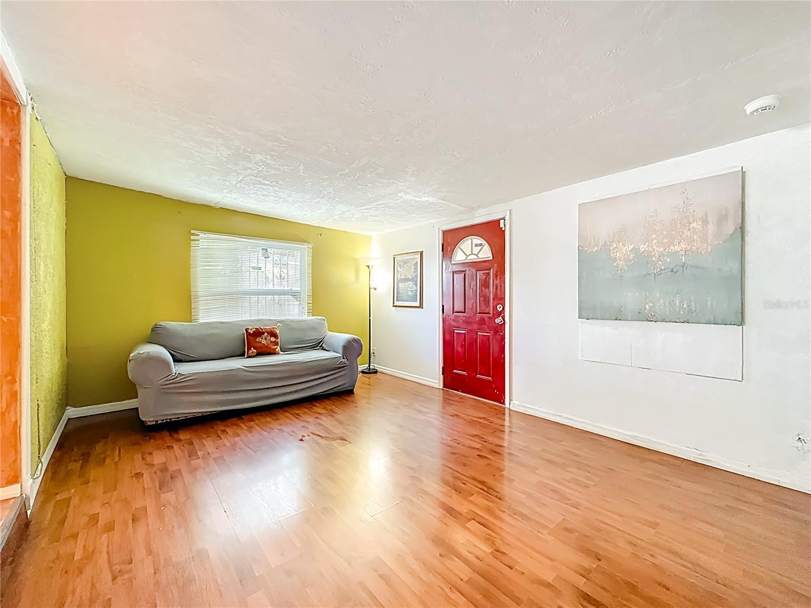 Image 18 of 61 For 1926 29th Avenue N