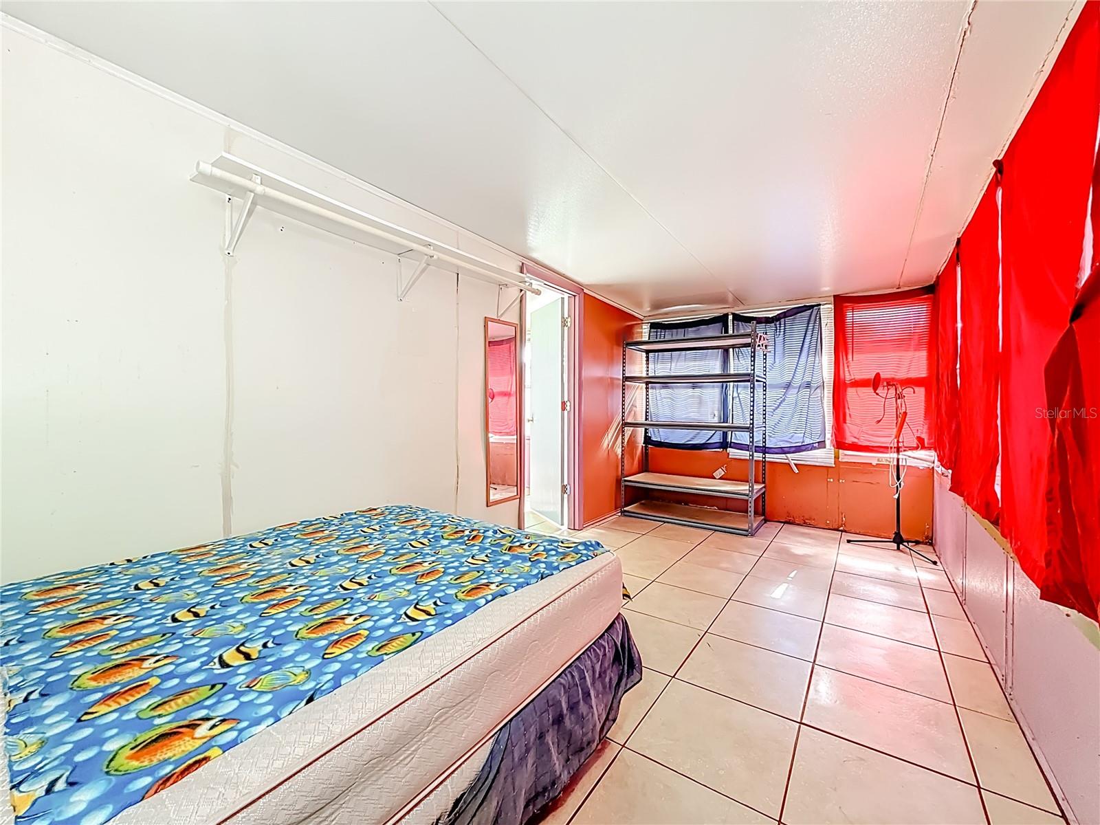 Image 42 of 61 For 1926 29th Avenue N