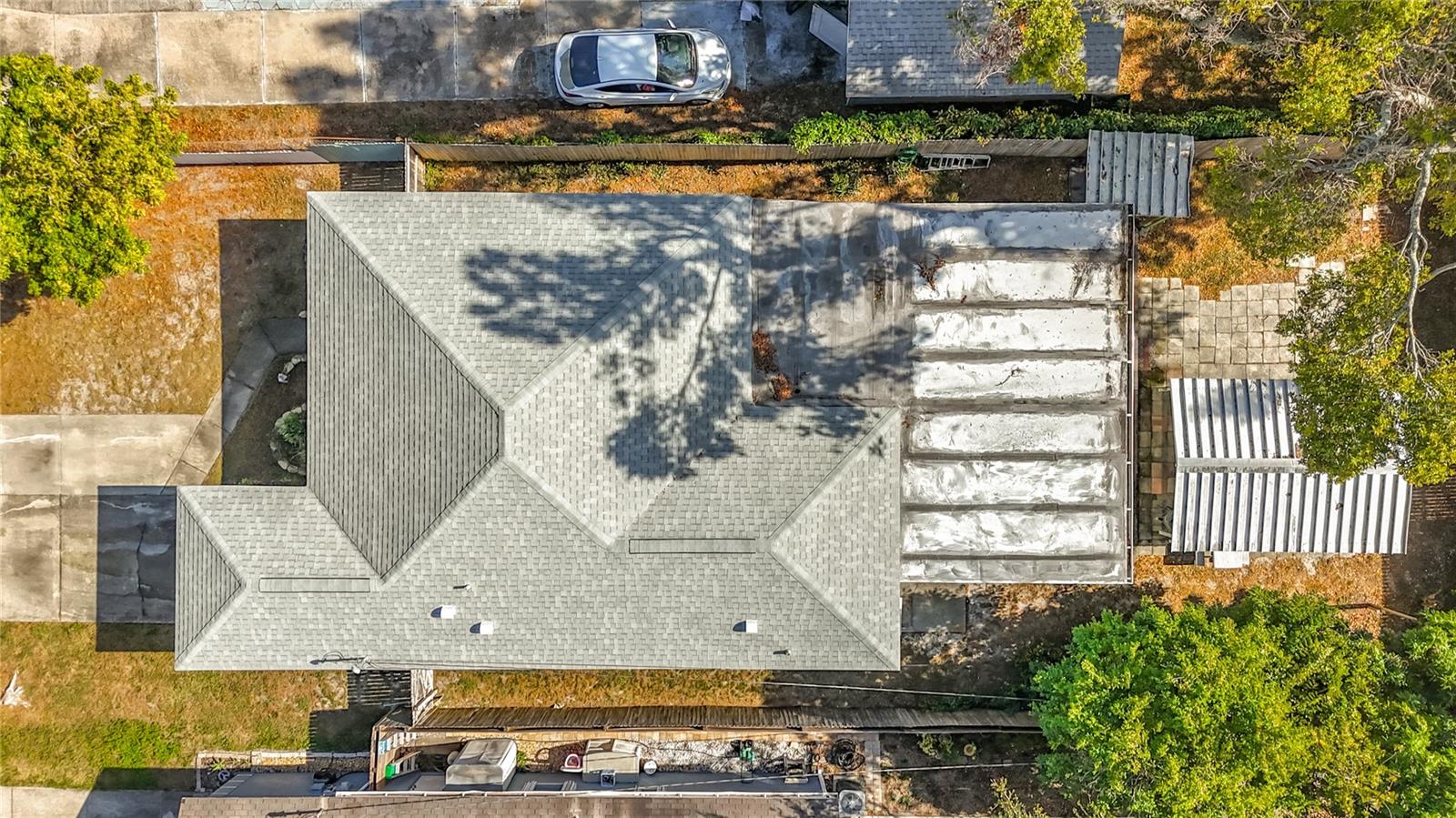 Image 52 of 61 For 1926 29th Avenue N