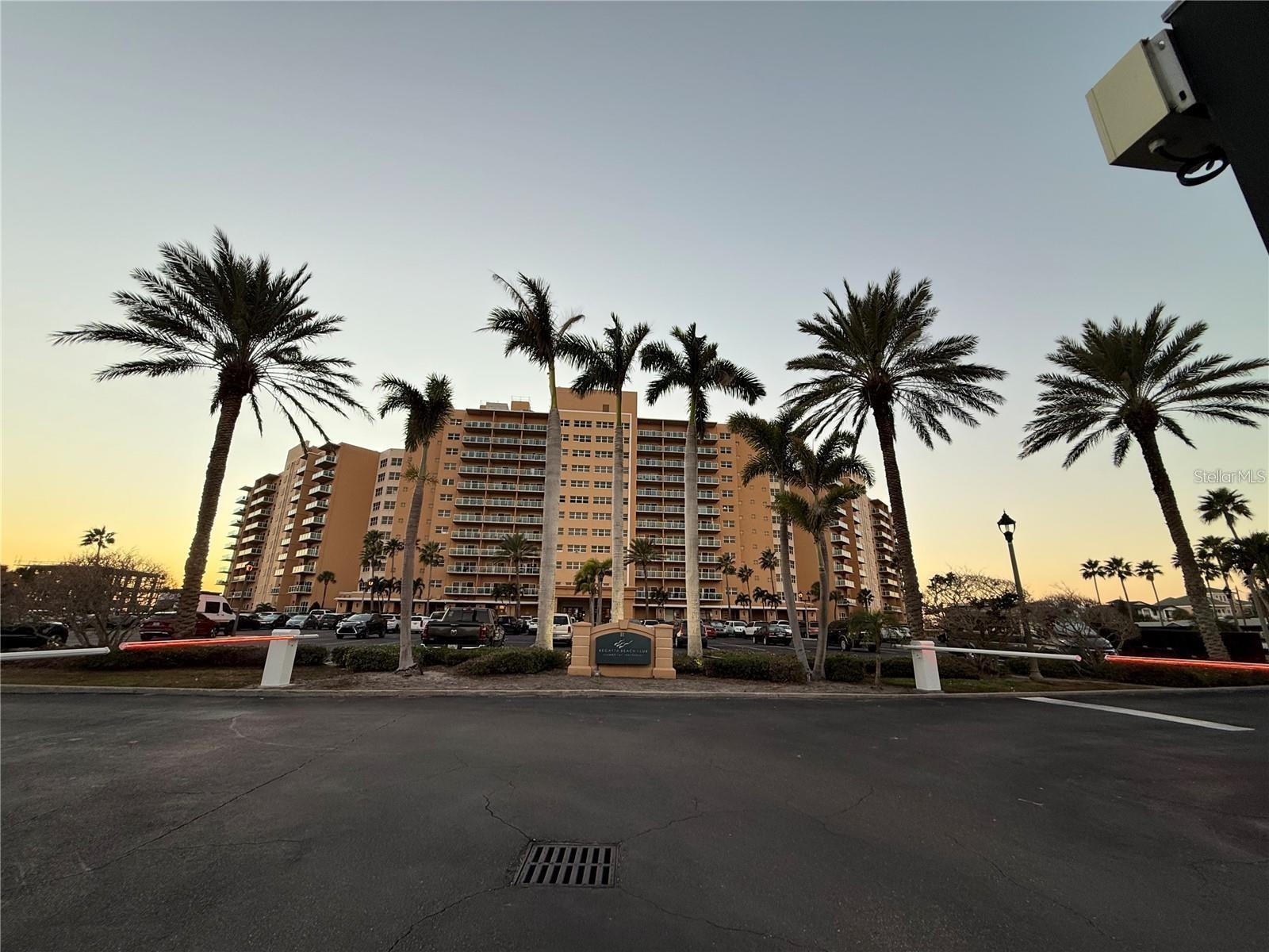 Image 2 of 12 For 880 Mandalay Avenue C410