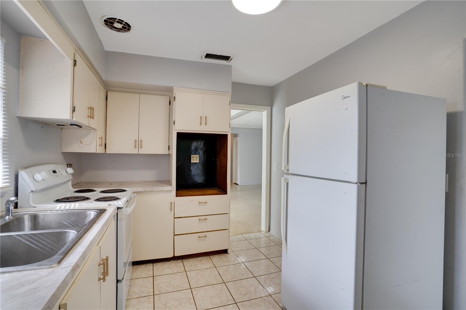 Image 11 of 29 For 6238 13th Avenue S